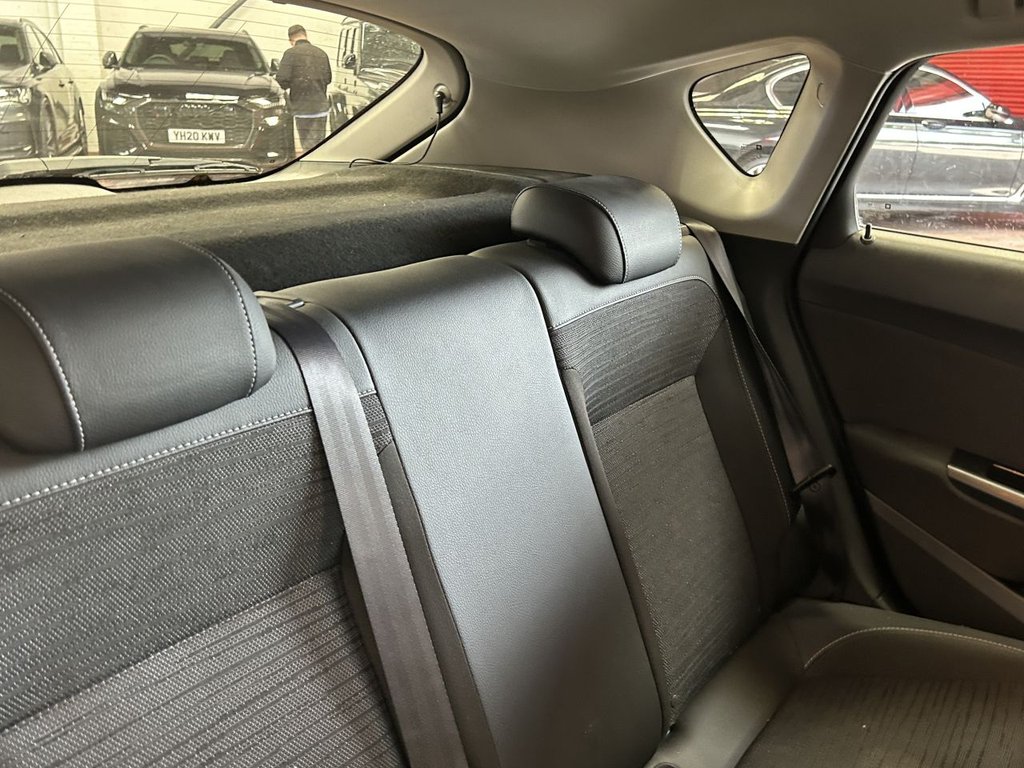 Used Vauxhall Astra 2015 for sale - 76481750: Photo 41