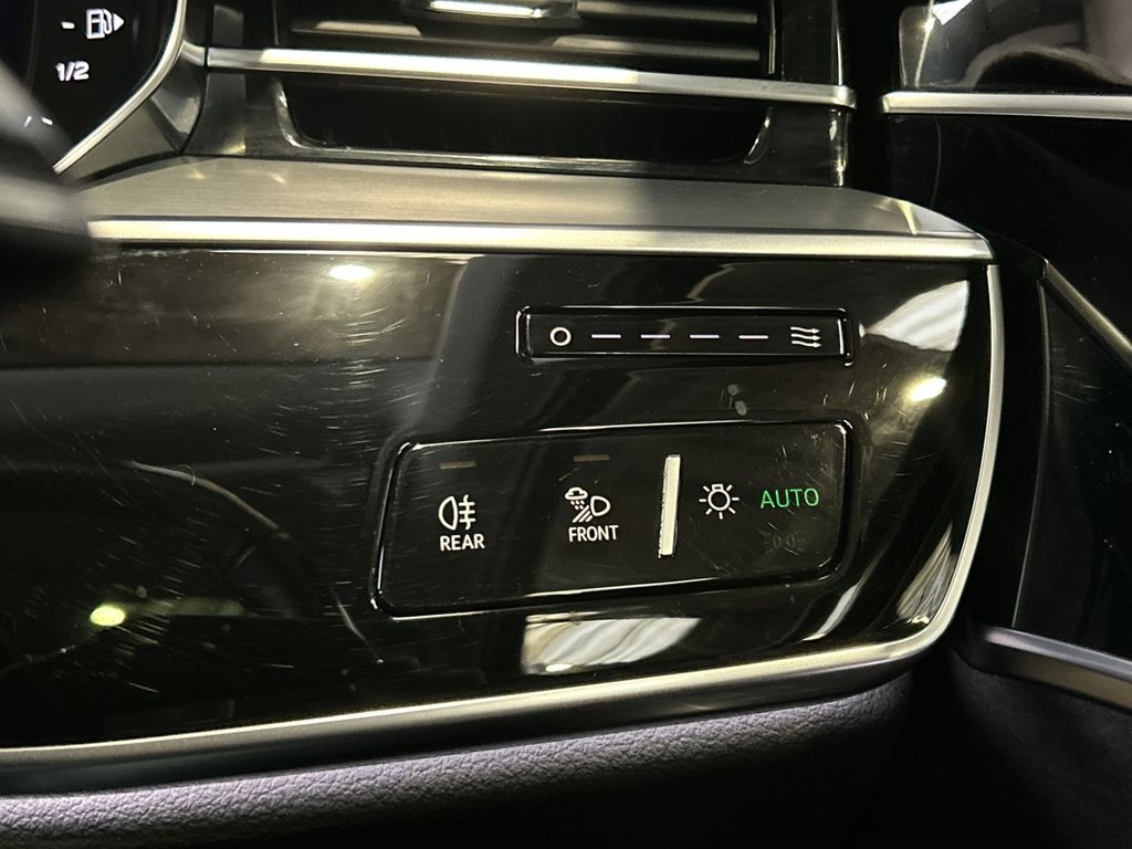 Used Audi A8 2018 for sale - 77122182: Photo 47