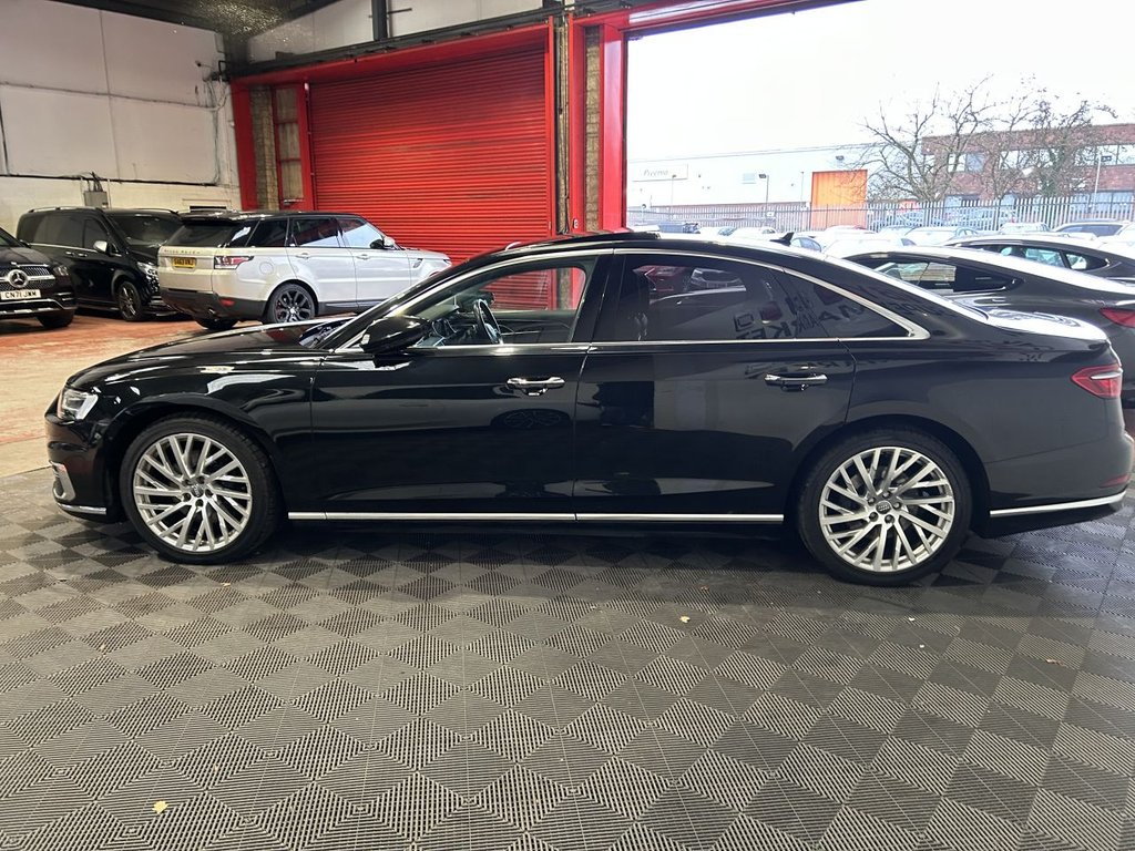 Used Audi A8 2018 for sale - 77122182: Photo 5