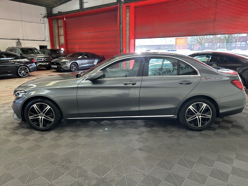 Used Mercedes-Benz C Class 2019 for sale - 77680498: Photo 6