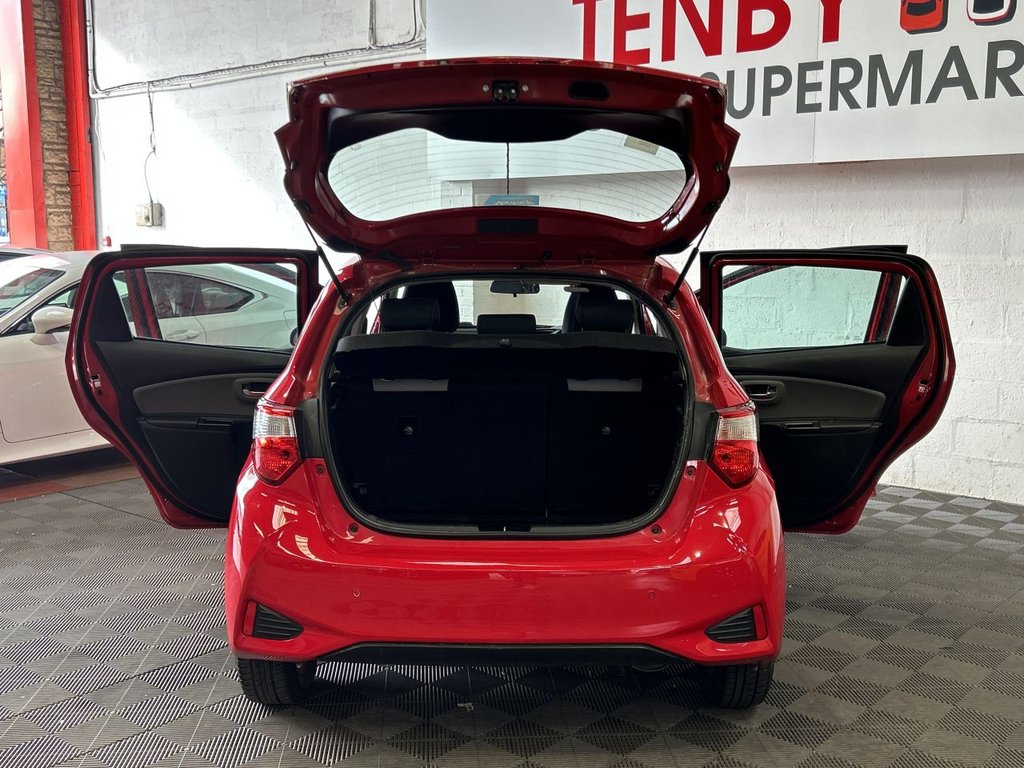 Used Toyota Yaris 2019 for sale - 76386639: Photo 13