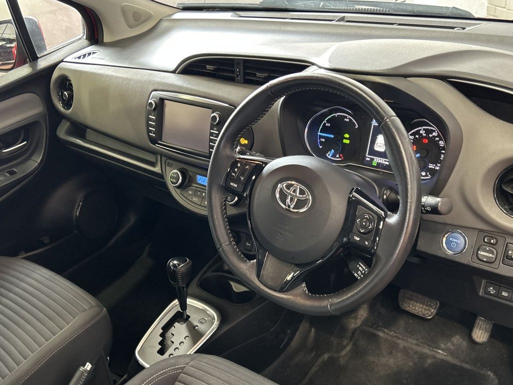 Used Toyota Yaris 2019 for sale - 76386639: Photo 27