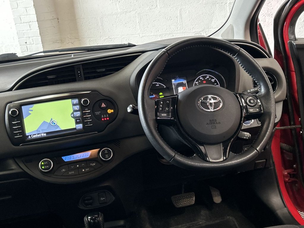 Used Toyota Yaris 2019 for sale - 76386639: Photo 32