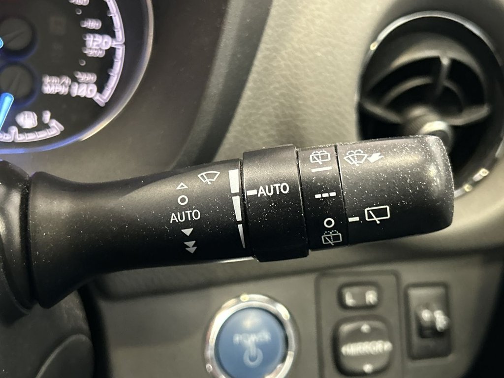 Used Toyota Yaris 2019 for sale - 76386639: Photo 34