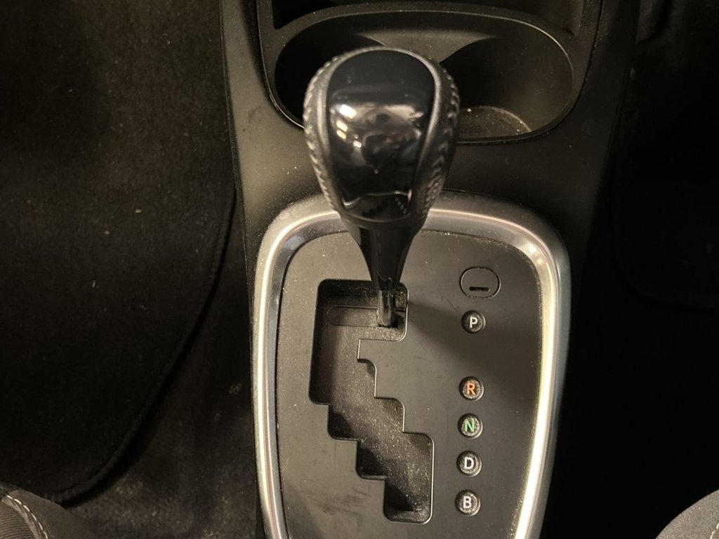 Used Toyota Yaris 2019 for sale - 76386639: Photo 39