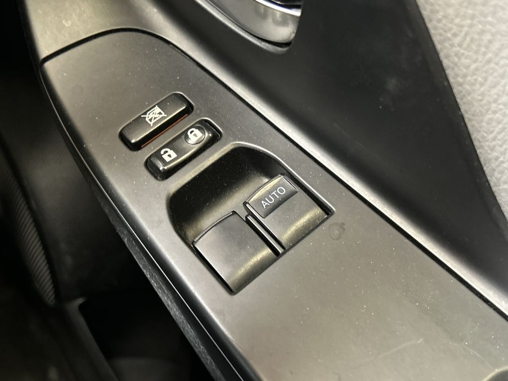 Used Toyota Yaris 2019 for sale - 76386639: Photo 43