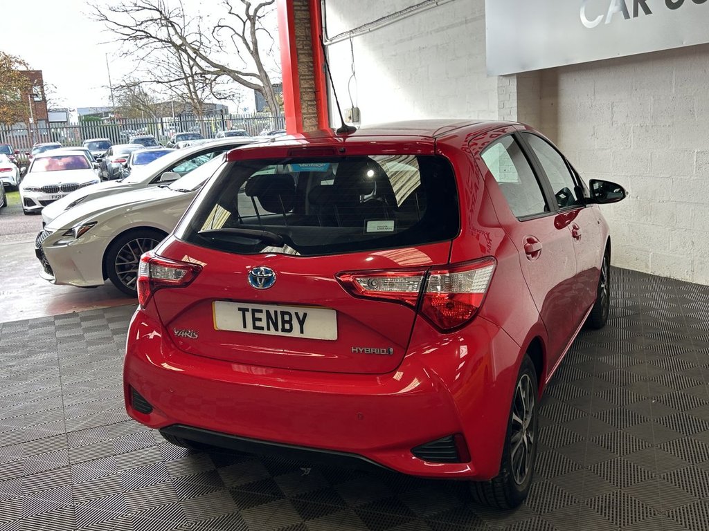 Used Toyota Yaris 2019 for sale - 76386639: Photo 8