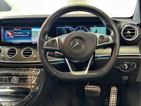 Used Mercedes-Benz E-Class 2018 for sale - 75607427: Photo 33