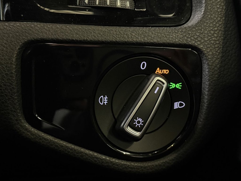 Used Volkswagen Golf 2014 for sale - 78068760: Photo 37