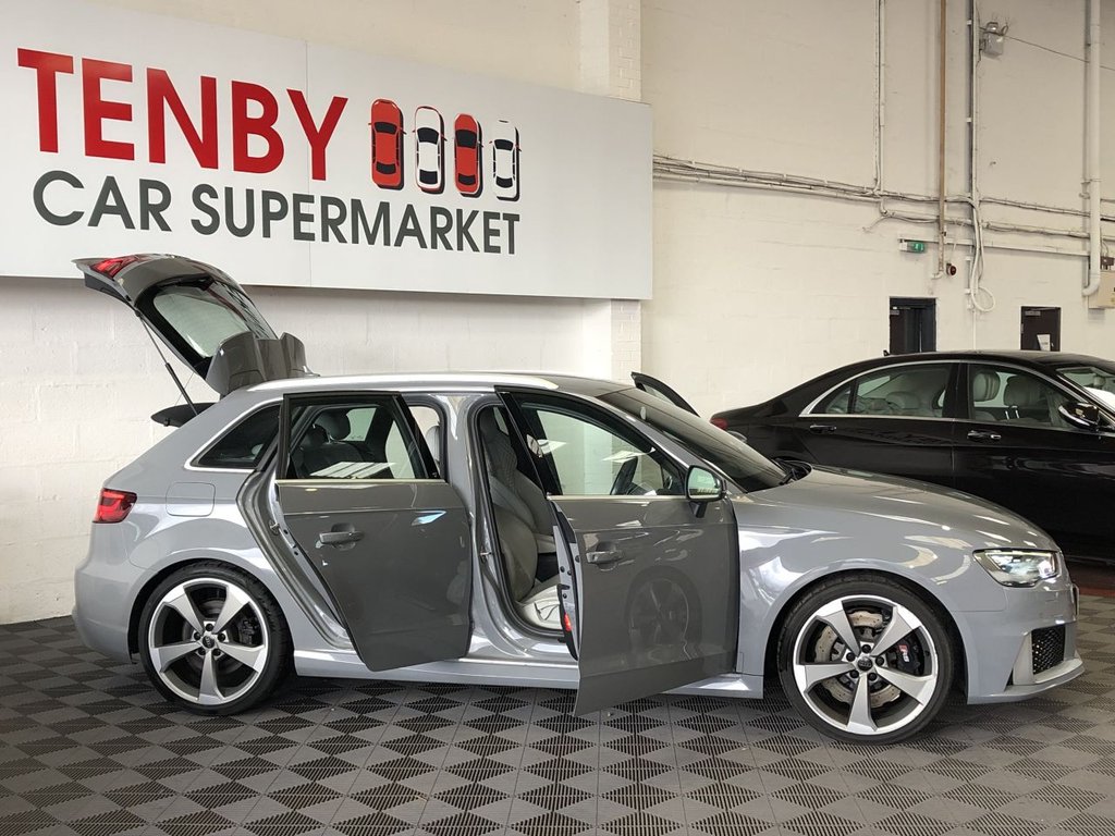 Used Audi RS3 2015 for sale - 77356000: Photo 12