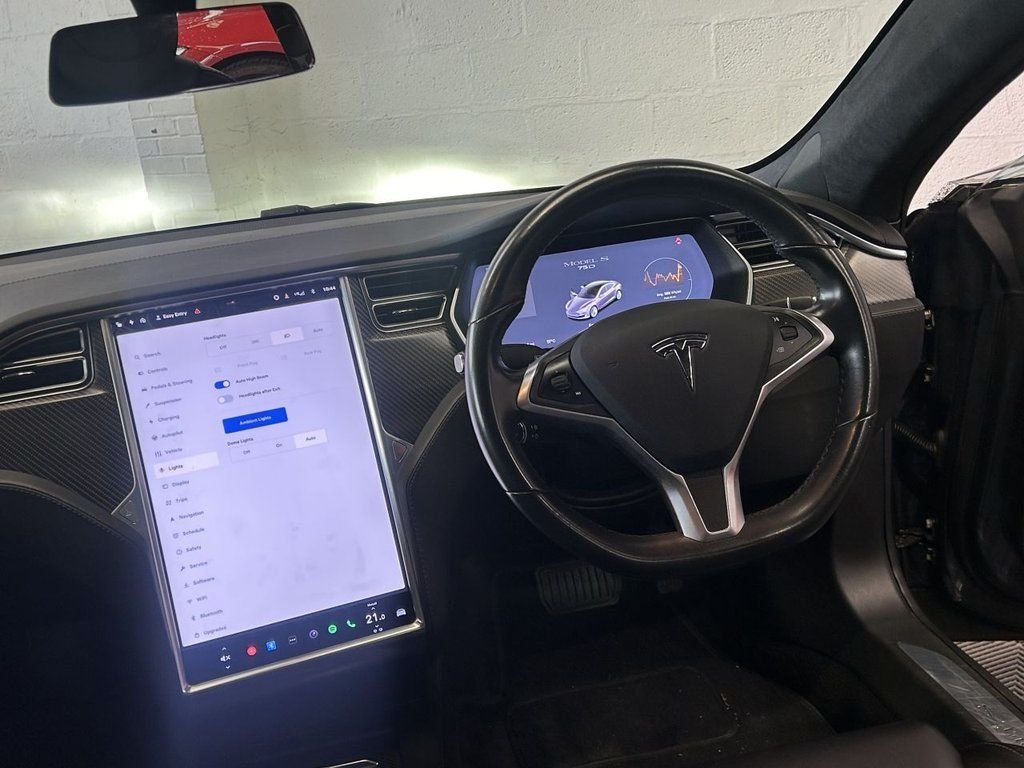 Used Tesla Model S 2018 for sale - 76867513: Photo 32