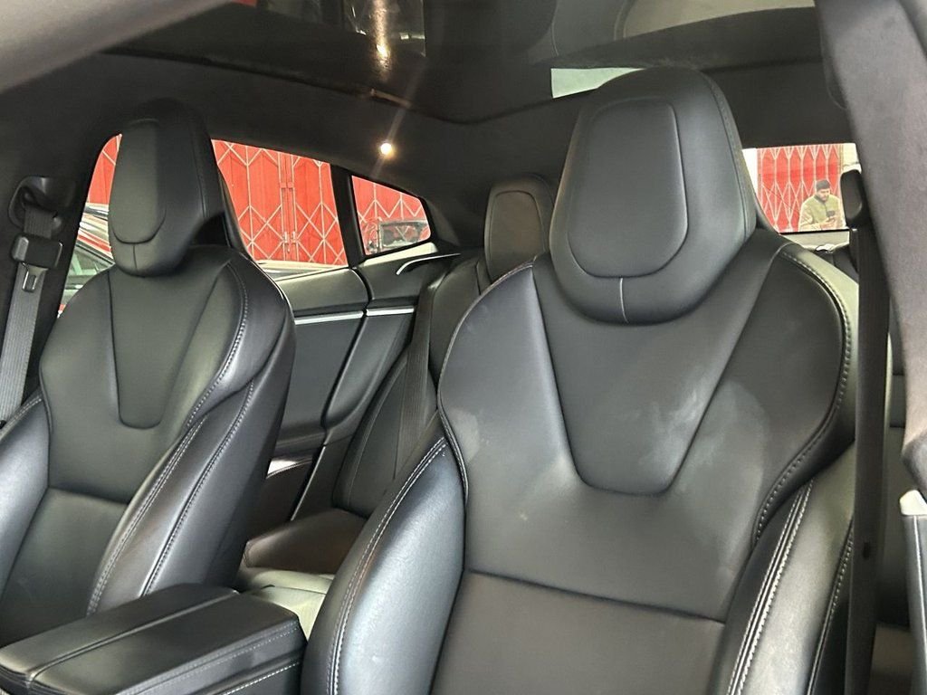 Used Tesla Model S 2018 for sale - 76867513: Photo 48