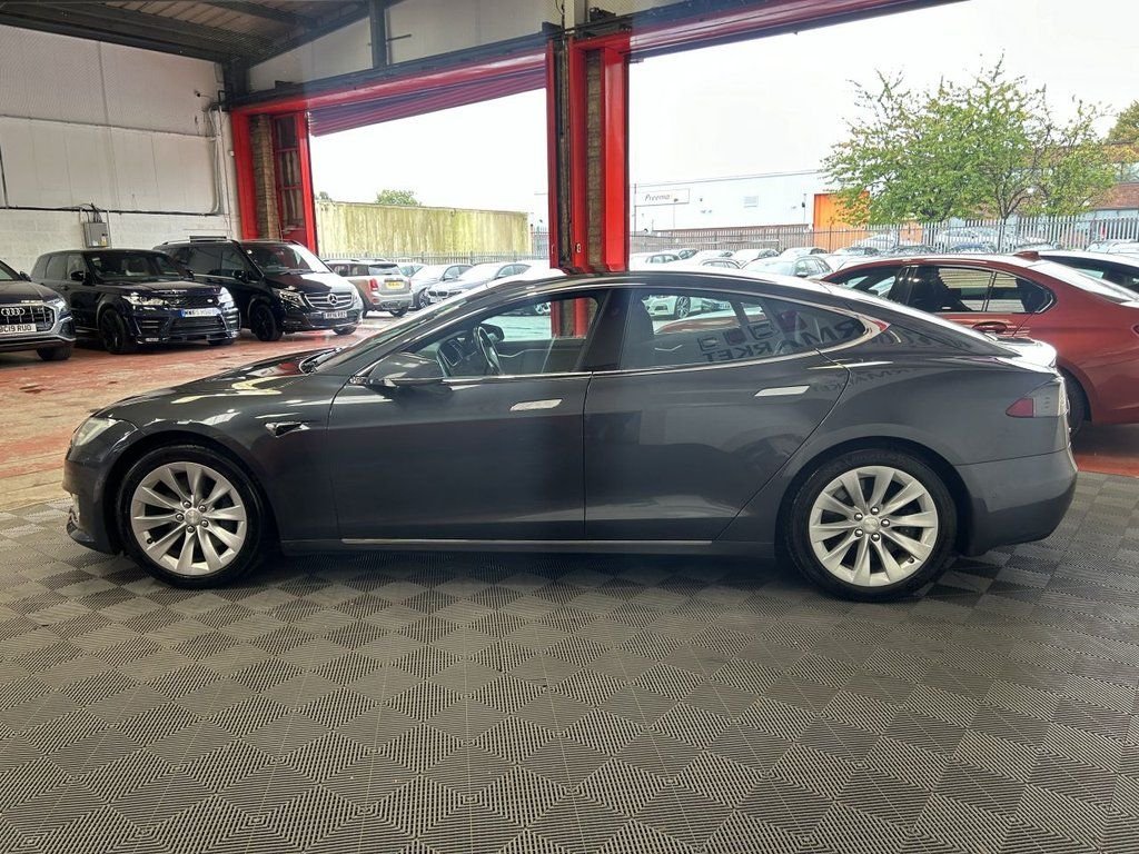 Used Tesla Model S 2018 for sale - 76867513: Photo 6