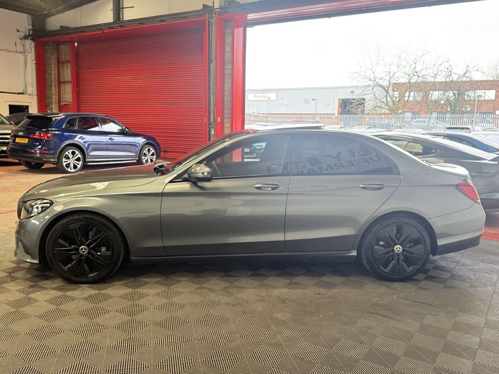 Used Mercedes-Benz C Class 2020 for sale - 77703694: Photo 5