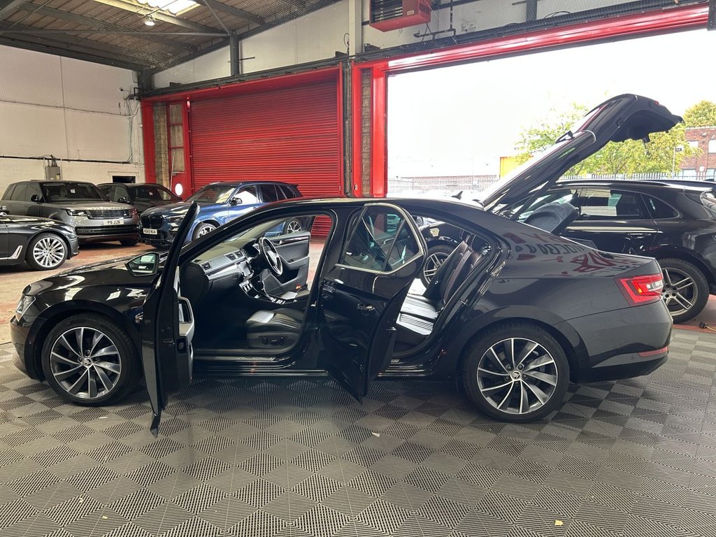 Used Skoda Superb 2016 for sale - 76081238: Photo 11