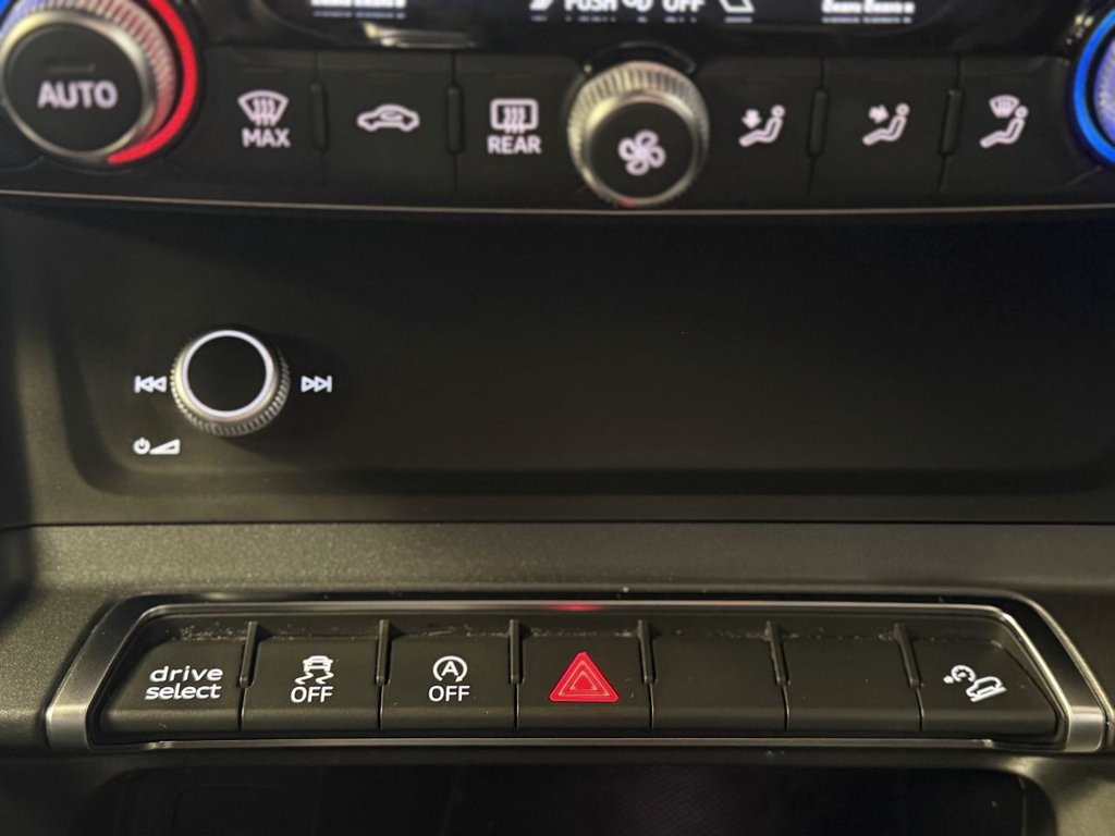 Used Audi Q3 2020 for sale - 77897529: Photo 44