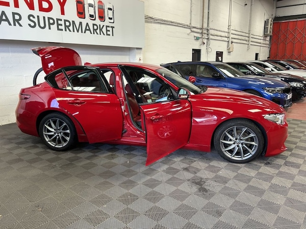 Used Alfa Romeo Giulia 2018 for sale - 76080933: Photo 13