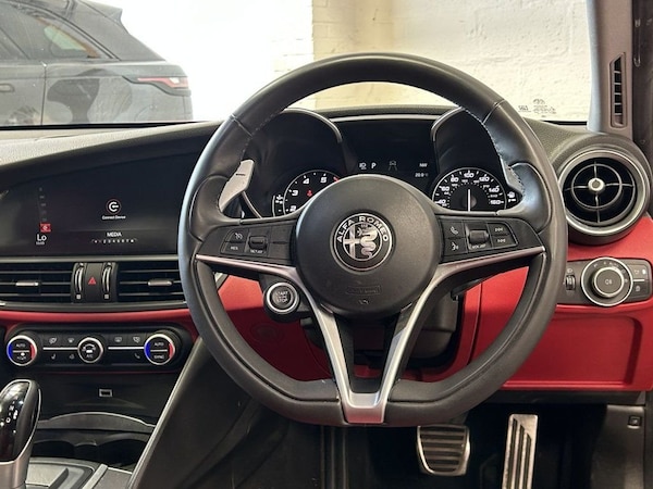 Used Alfa Romeo Giulia 2018 for sale - 76080933: Photo 33