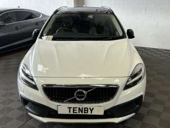 Used Volvo V40 Cross Country 2016 for sale - 74488501: Photo