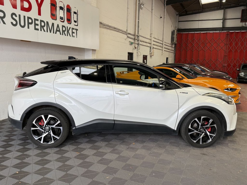 Used Toyota C-HR 2017 for sale - 76313132: Photo 11