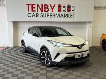 2017 (17) - 1.8 VVT-h Dynamic SUV 5dr Petrol Hybrid CVT Euro 6 (s/s) (122 ps)