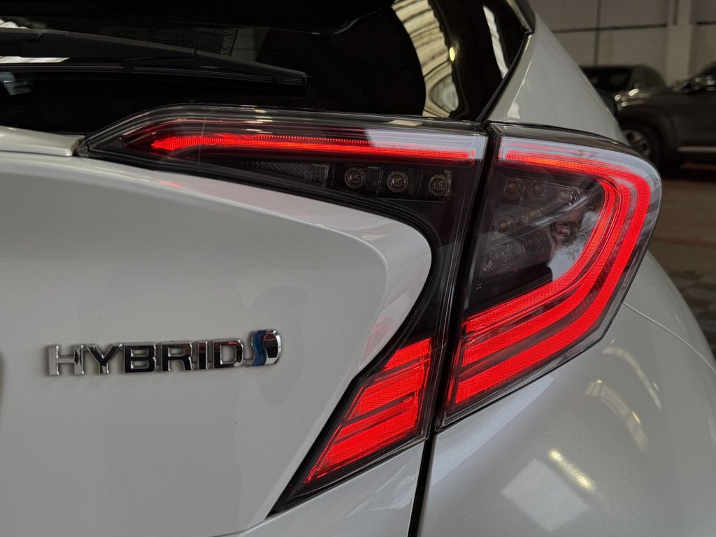 Used Toyota C-HR 2017 for sale - 76313132: Photo 21
