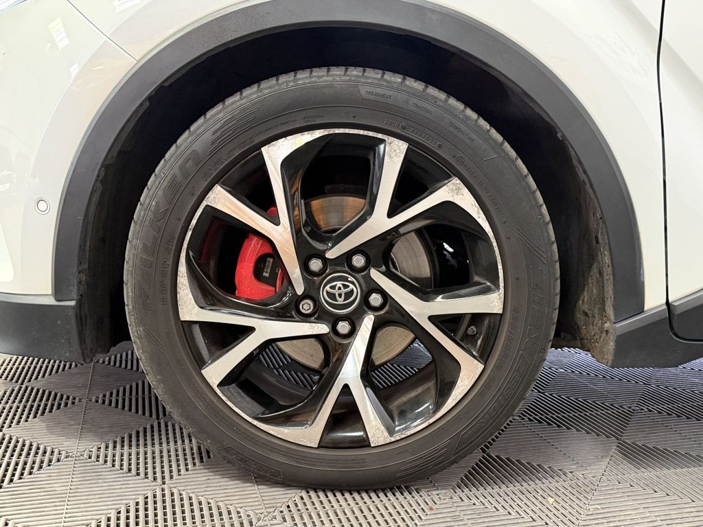 Used Toyota C-HR 2017 for sale - 76313132: Photo 26