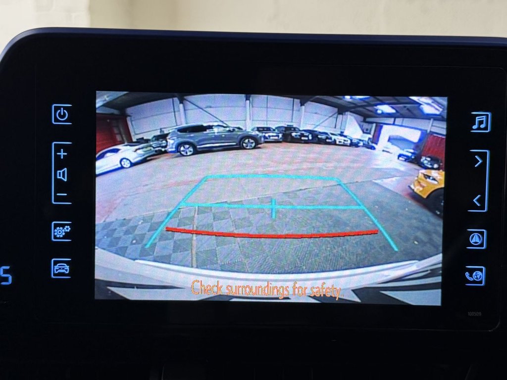 Used Toyota C-HR 2017 for sale - 76313132: Photo 40