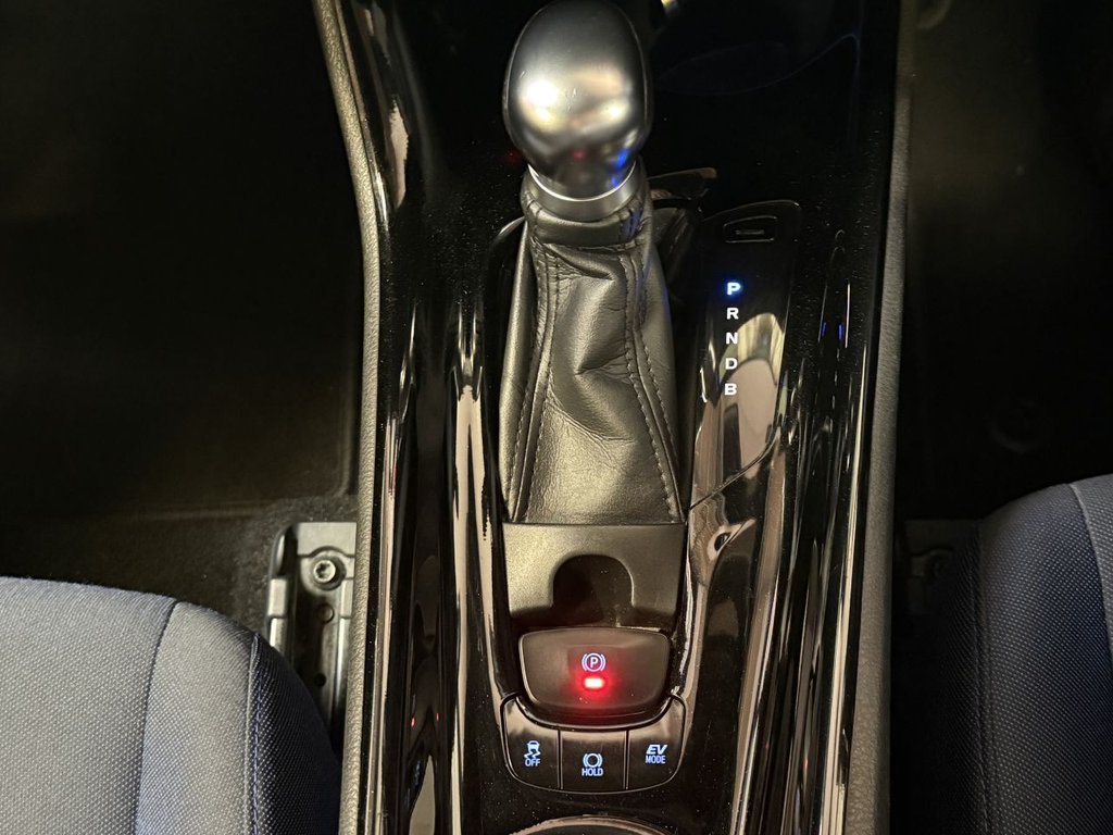 Used Toyota C-HR 2017 for sale - 76313132: Photo 41