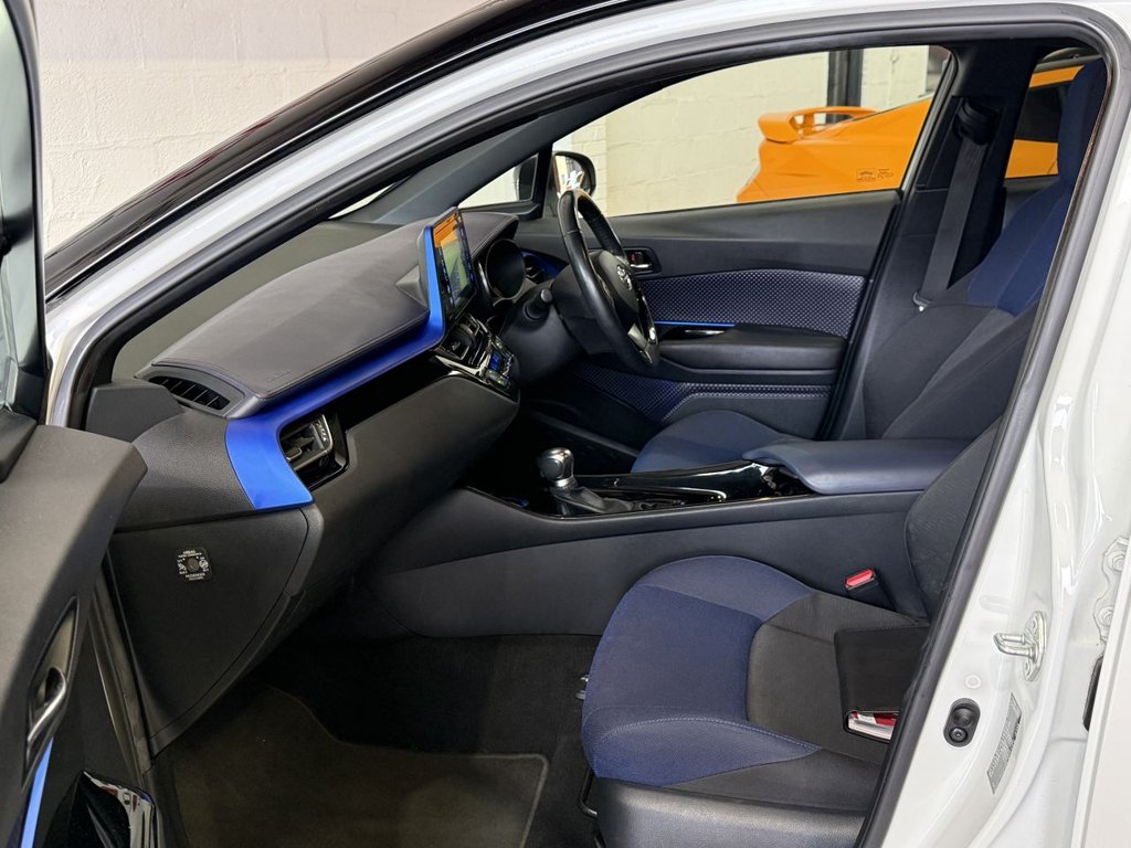 Used Toyota C-HR 2017 for sale - 76313132: Photo 48