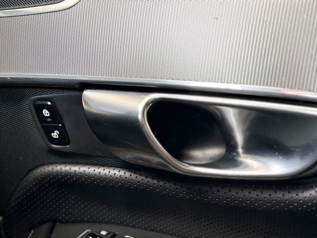 Used Volvo XC90 2018 for sale - 77991195: Photo 37