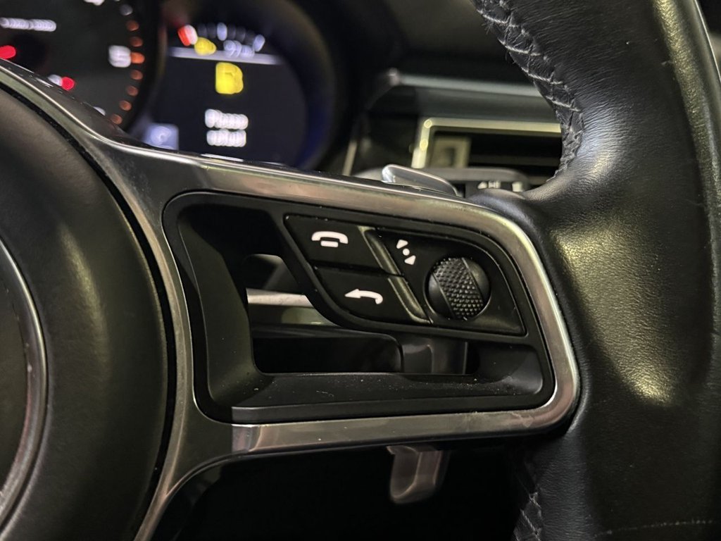 Used Porsche Macan 2016 for sale - 76559107: Photo 39