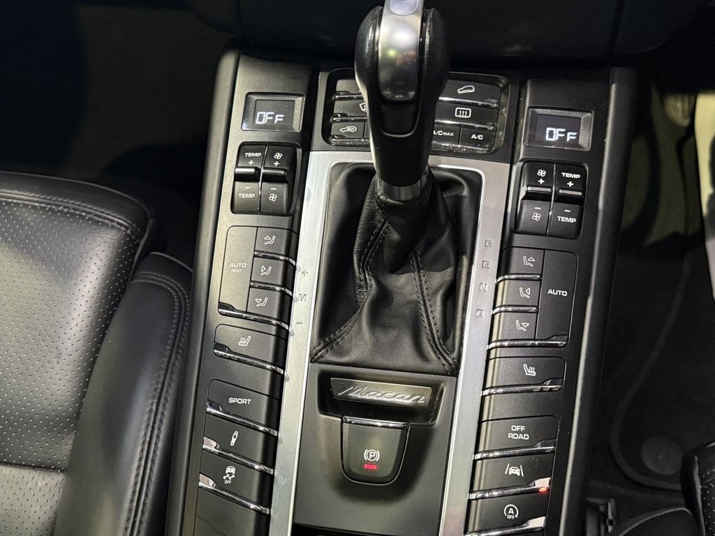 Used Porsche Macan 2016 for sale - 76559107: Photo 48