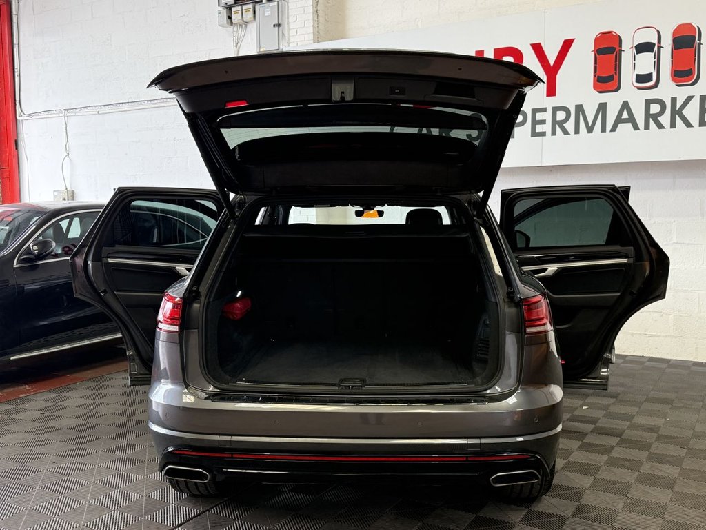 Used Volkswagen Touareg 2019 for sale - 76724421: Photo 24