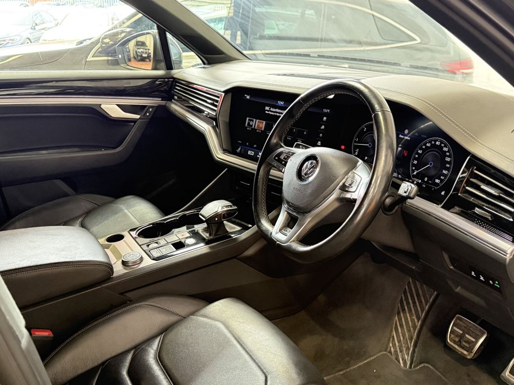 Used Volkswagen Touareg 2019 for sale - 76724421: Photo 29