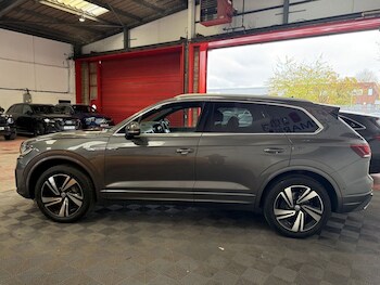 Used Volkswagen Touareg 2019 for sale - 76724421: Photo