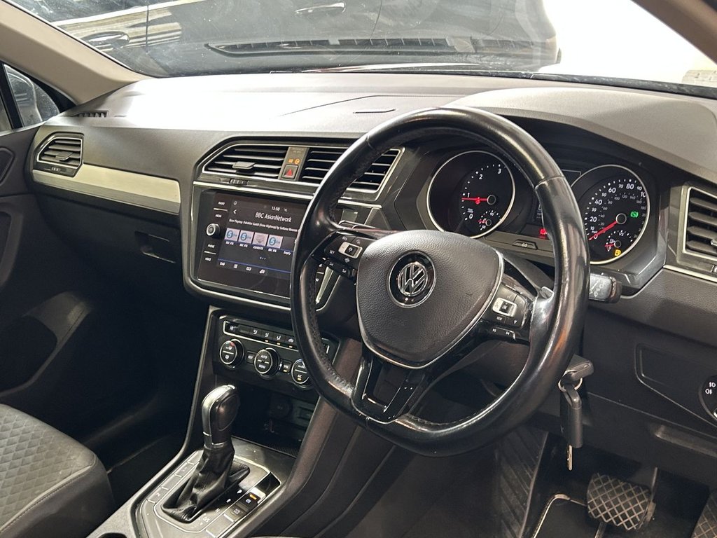 Used Volkswagen Tiguan 2018 for sale - 76323734: Photo 32