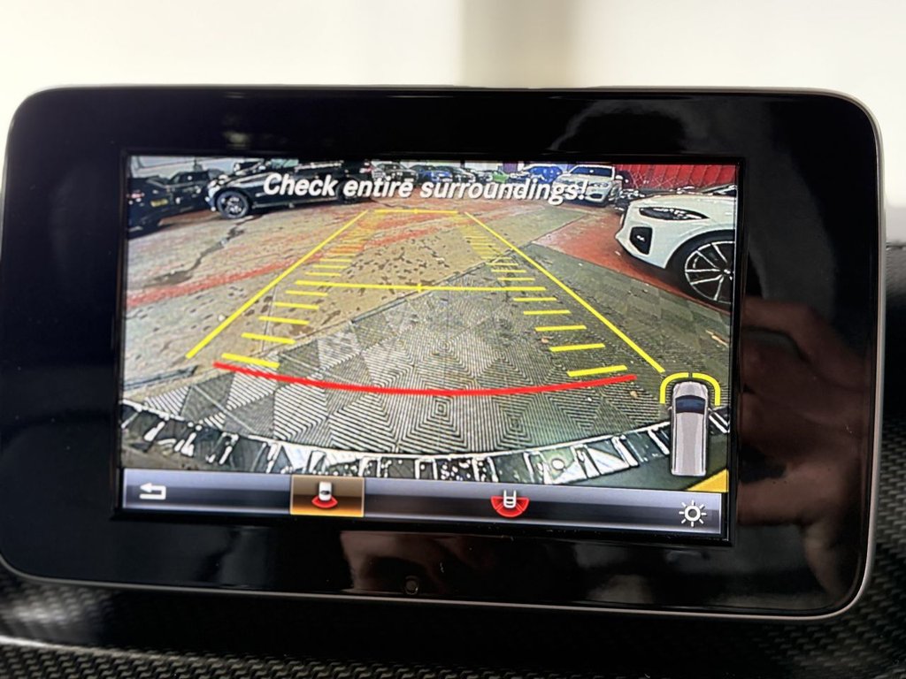 Used Mercedes-Benz V-Class 2018 for sale - 76642516: Photo 43