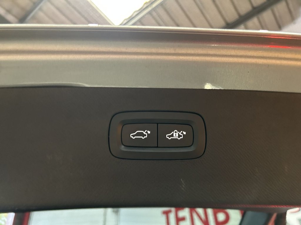 Used Volvo XC90 2017 for sale - 76312933: Photo 18