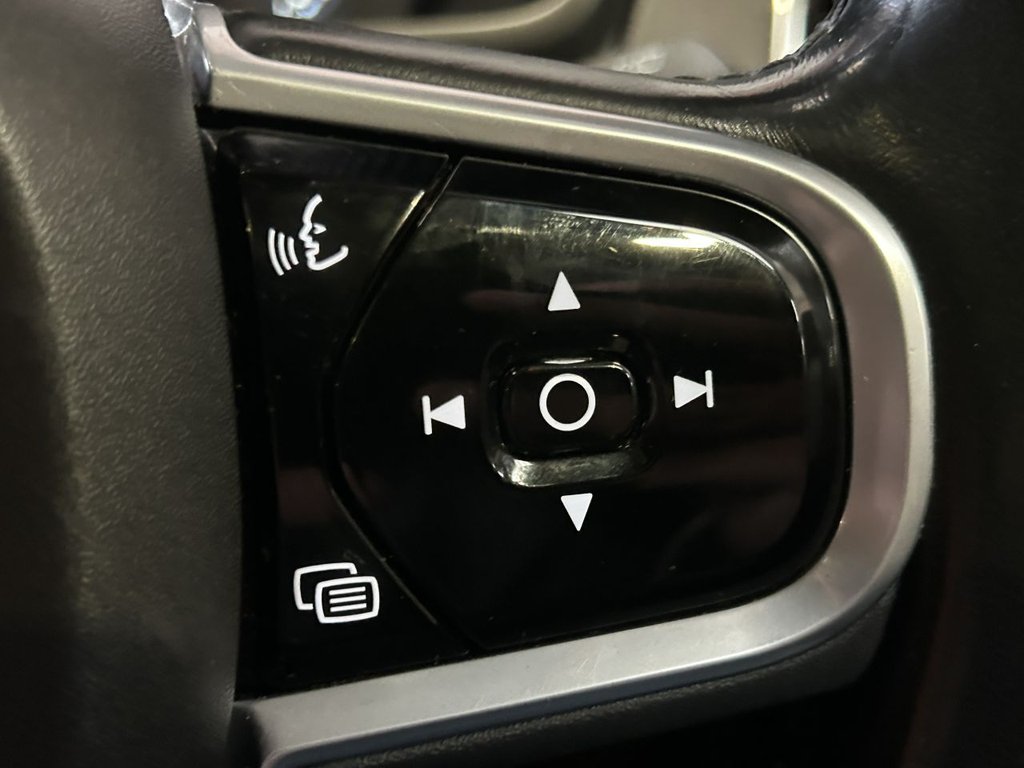 Used Volvo XC90 2017 for sale - 76312933: Photo 35