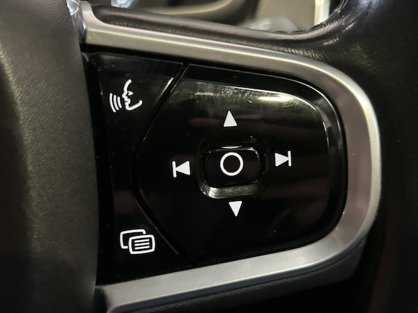 Used Volvo XC90 2017 for sale - 76312933: Photo 35