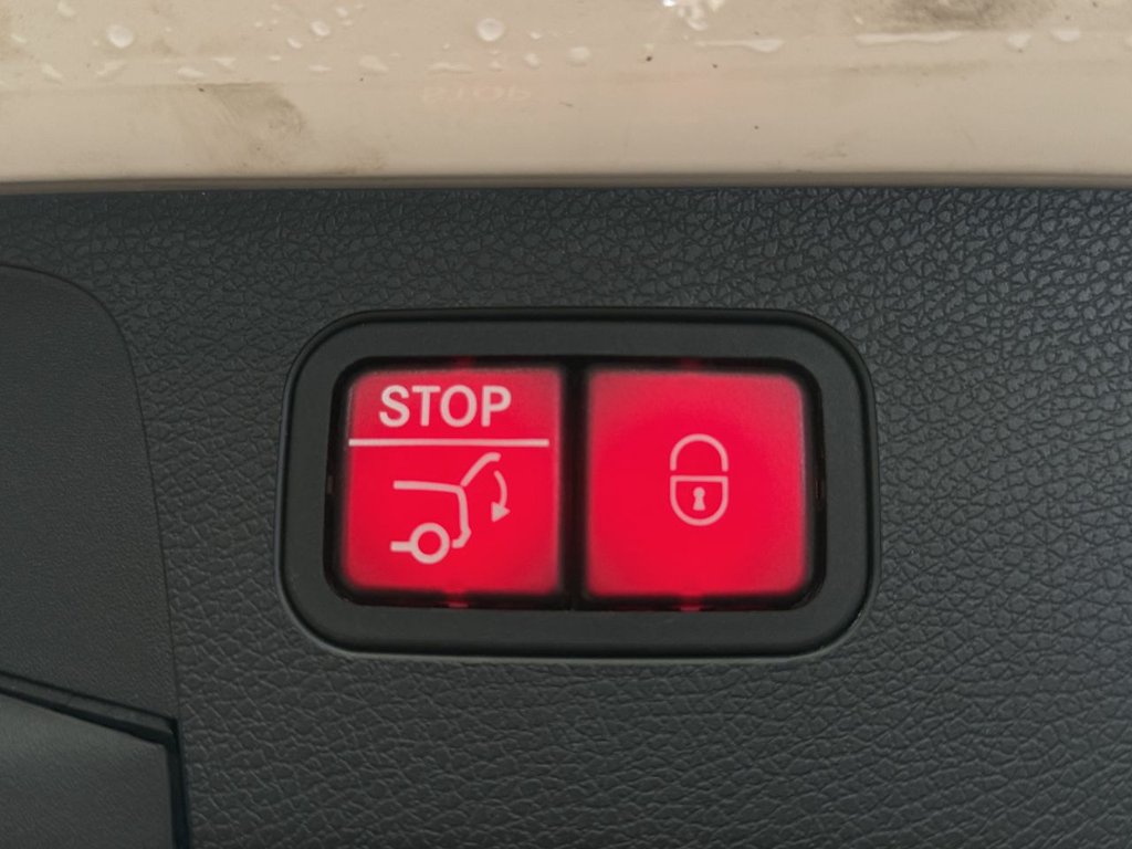 Used Mercedes-Benz E Class 2017 for sale - 77636780: Photo 18