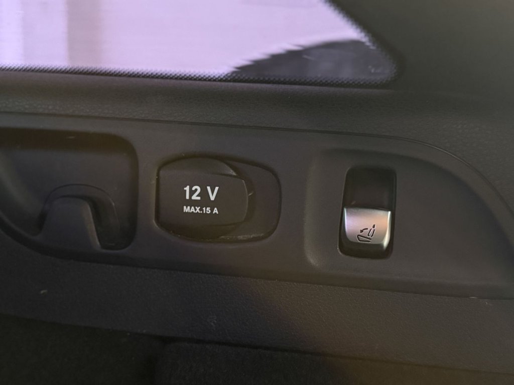 Used Mercedes-Benz E Class 2017 for sale - 77636780: Photo 19