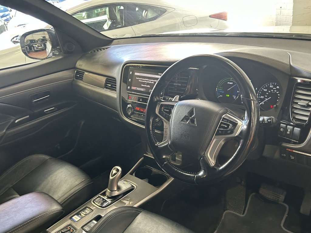 Used Mitsubishi Outlander 2019 for sale - 76417465: Photo 35