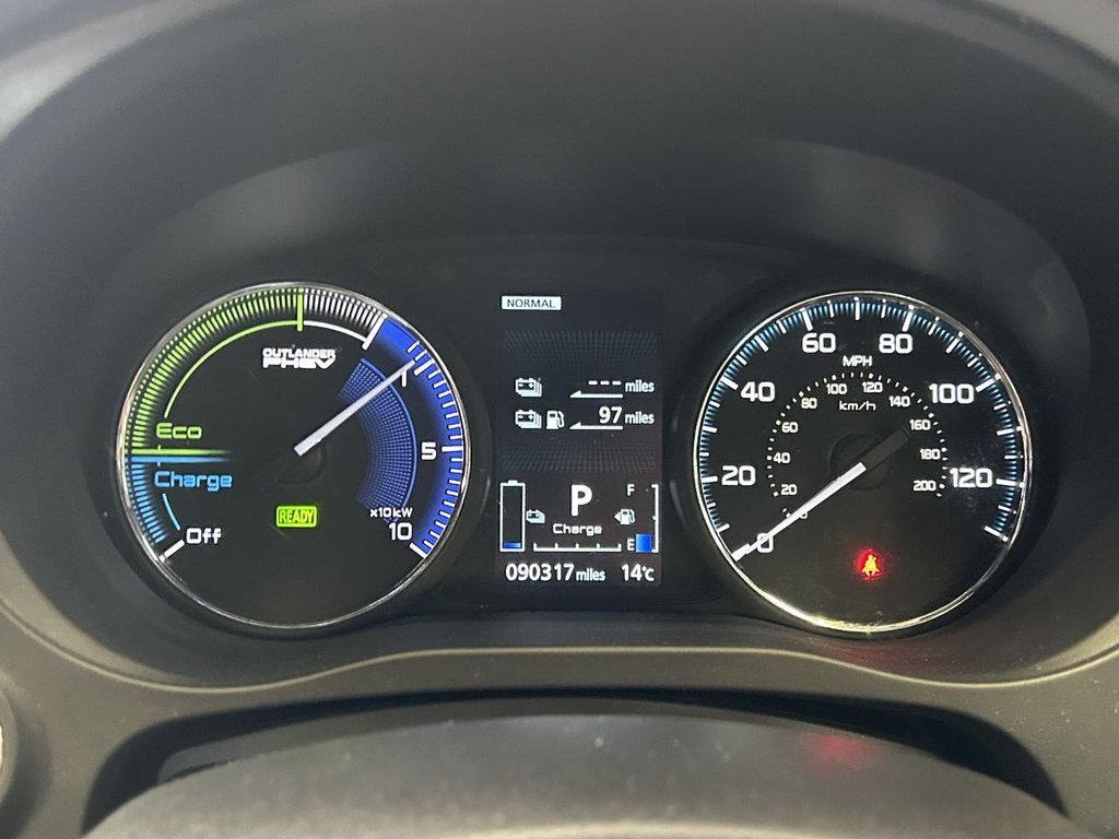 Used Mitsubishi Outlander 2019 for sale - 76417465: Photo 38