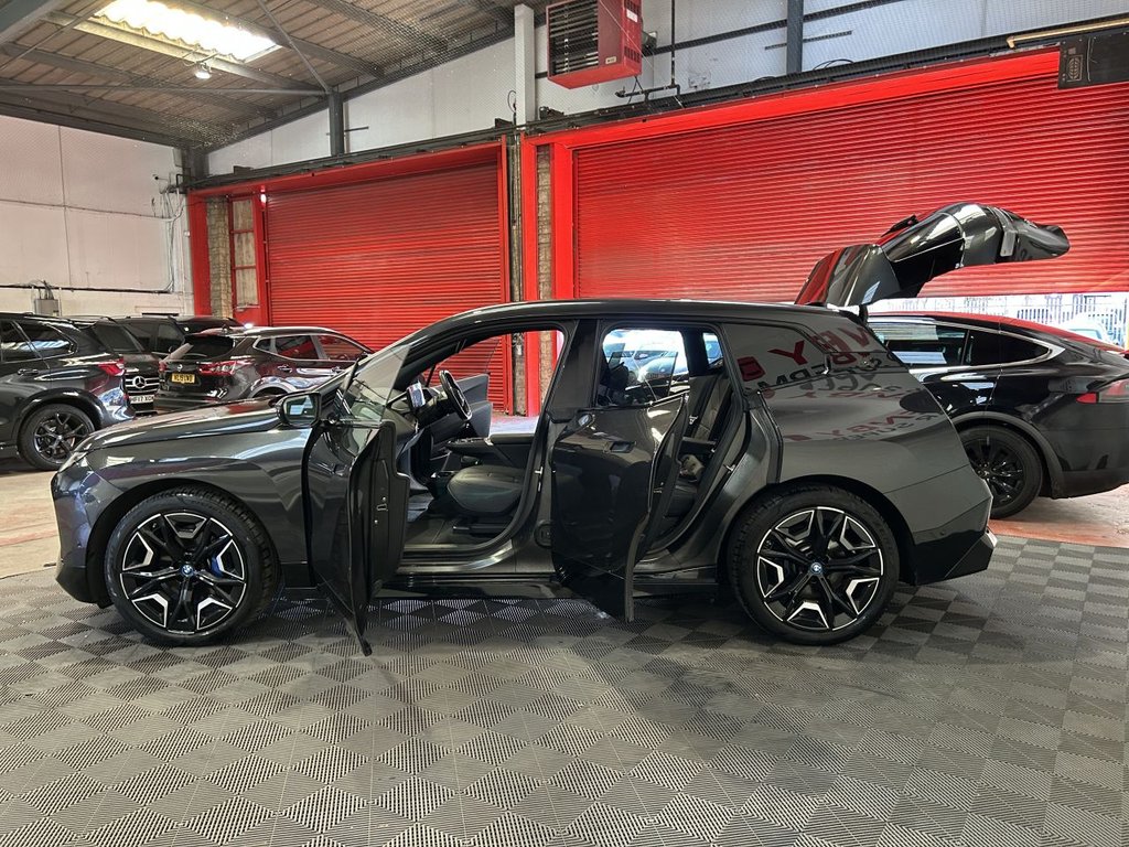 Used BMW iX 2022 for sale - 77014460: Photo 14