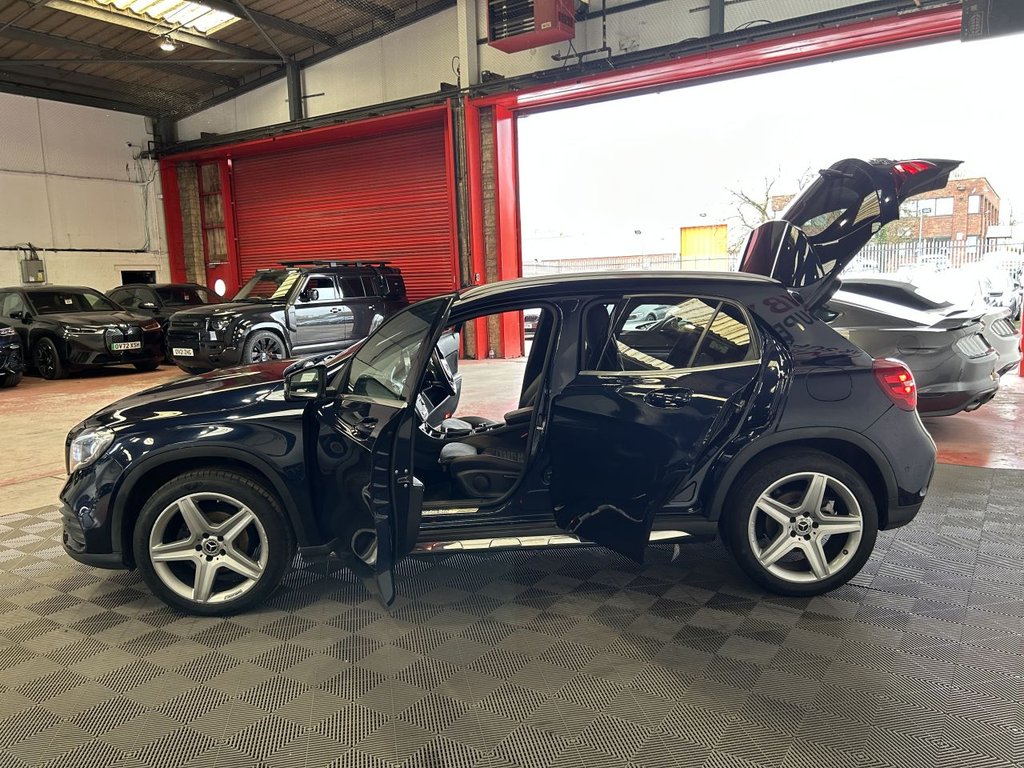 Used Mercedes-Benz GLA 2018 for sale - 77879456: Photo 8