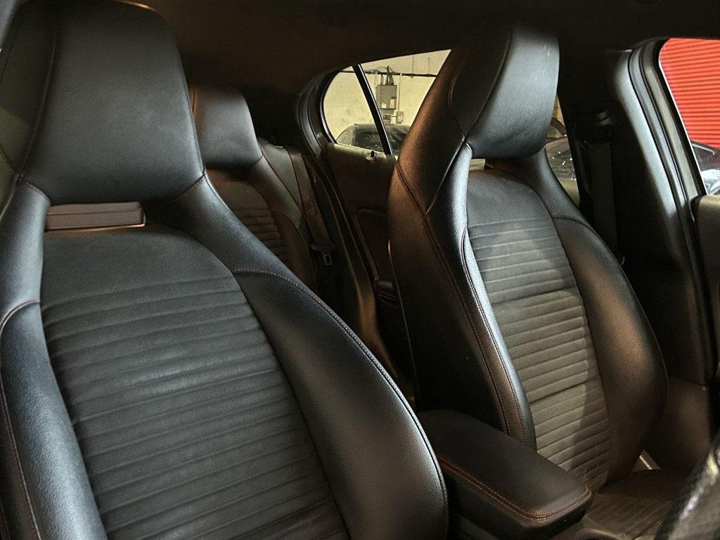 Used Mercedes-Benz GLA 2016 for sale - 76740266: Photo 31