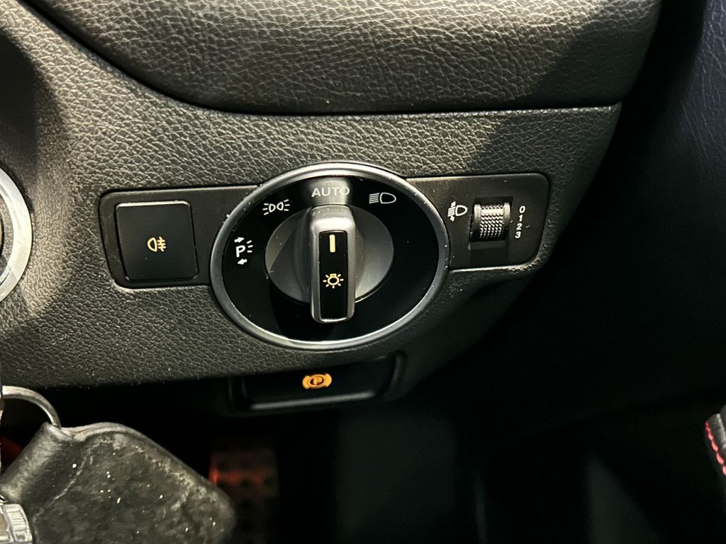 Used Mercedes-Benz GLA 2016 for sale - 76740266: Photo 41