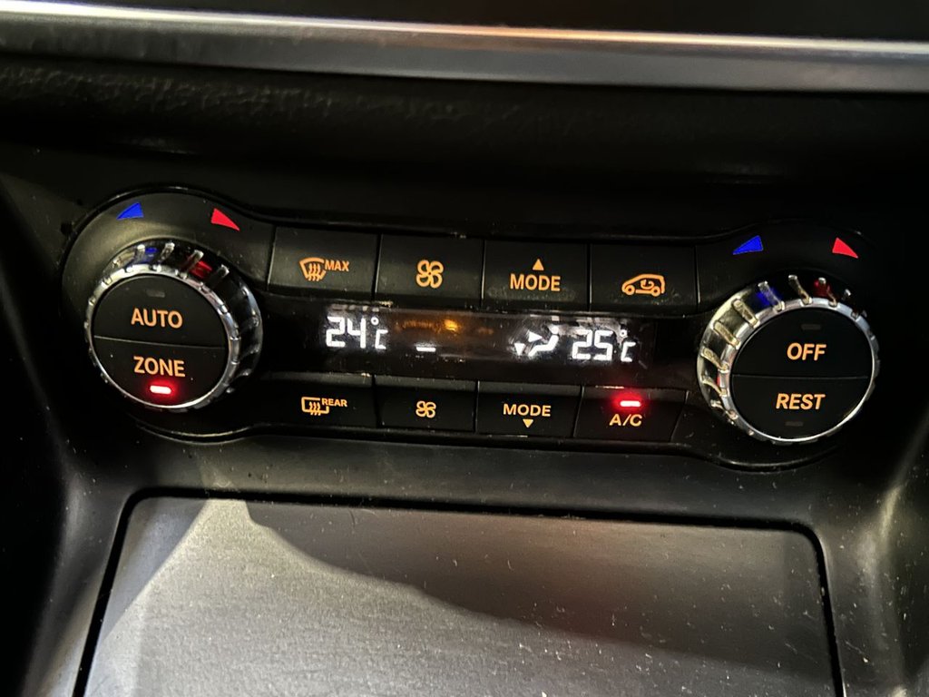 Used Mercedes-Benz GLA 2016 for sale - 76740266: Photo 46